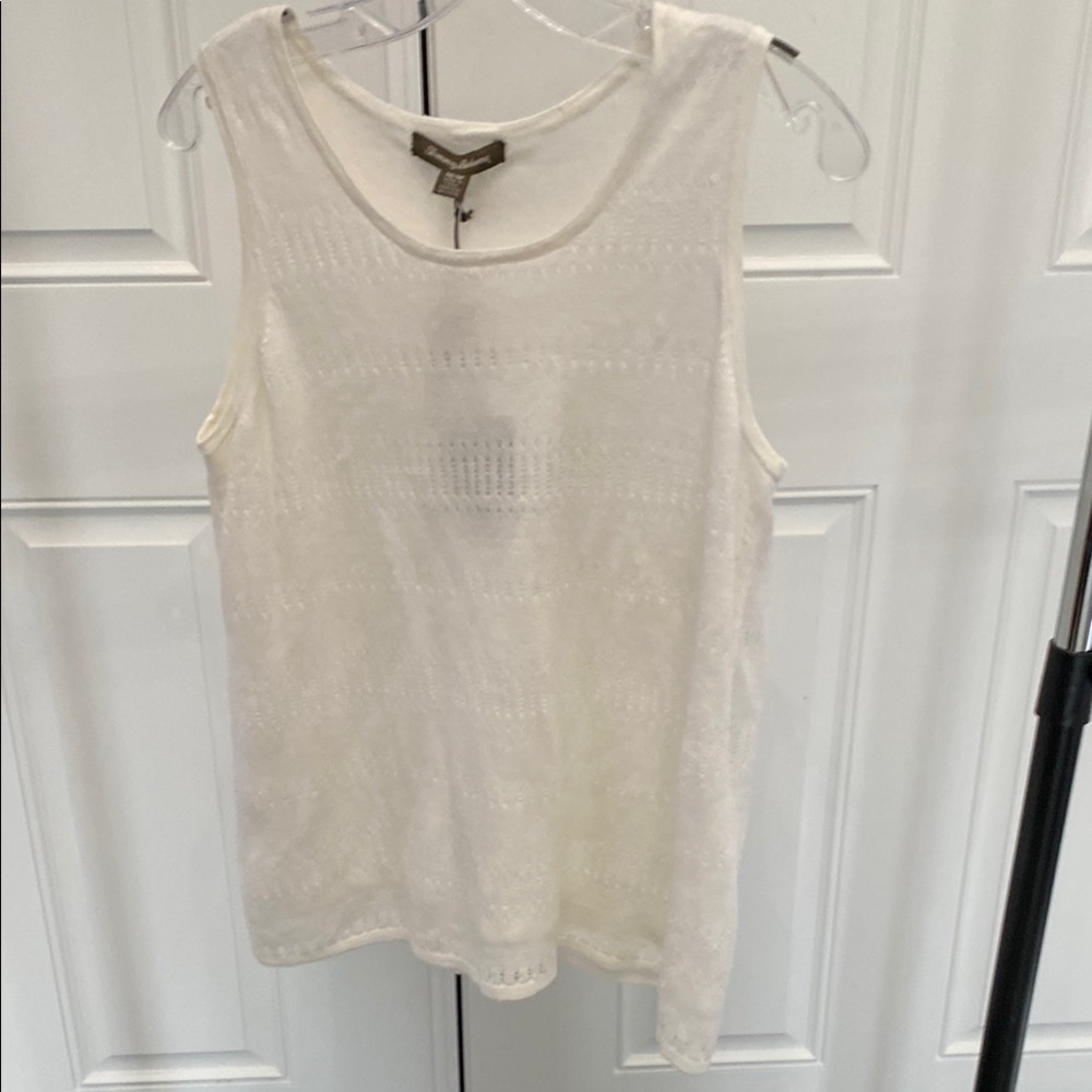 Tommy Bahama Women's White Sleeveless Top